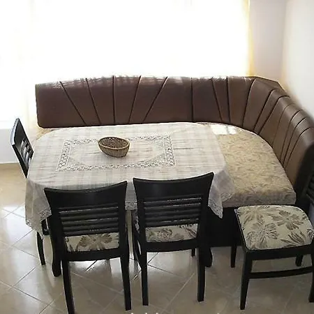 Coliseum Διαμέρισμα Kranevo
